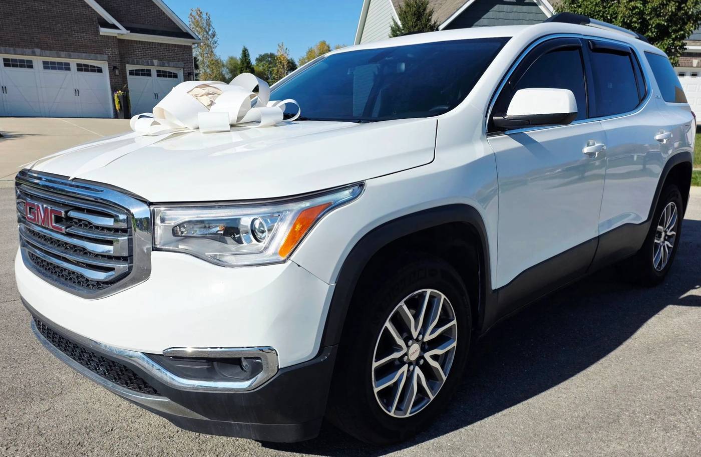 2018 GMC Acadia SLE — SUV — 75,568 mi — Indianapolis, IN