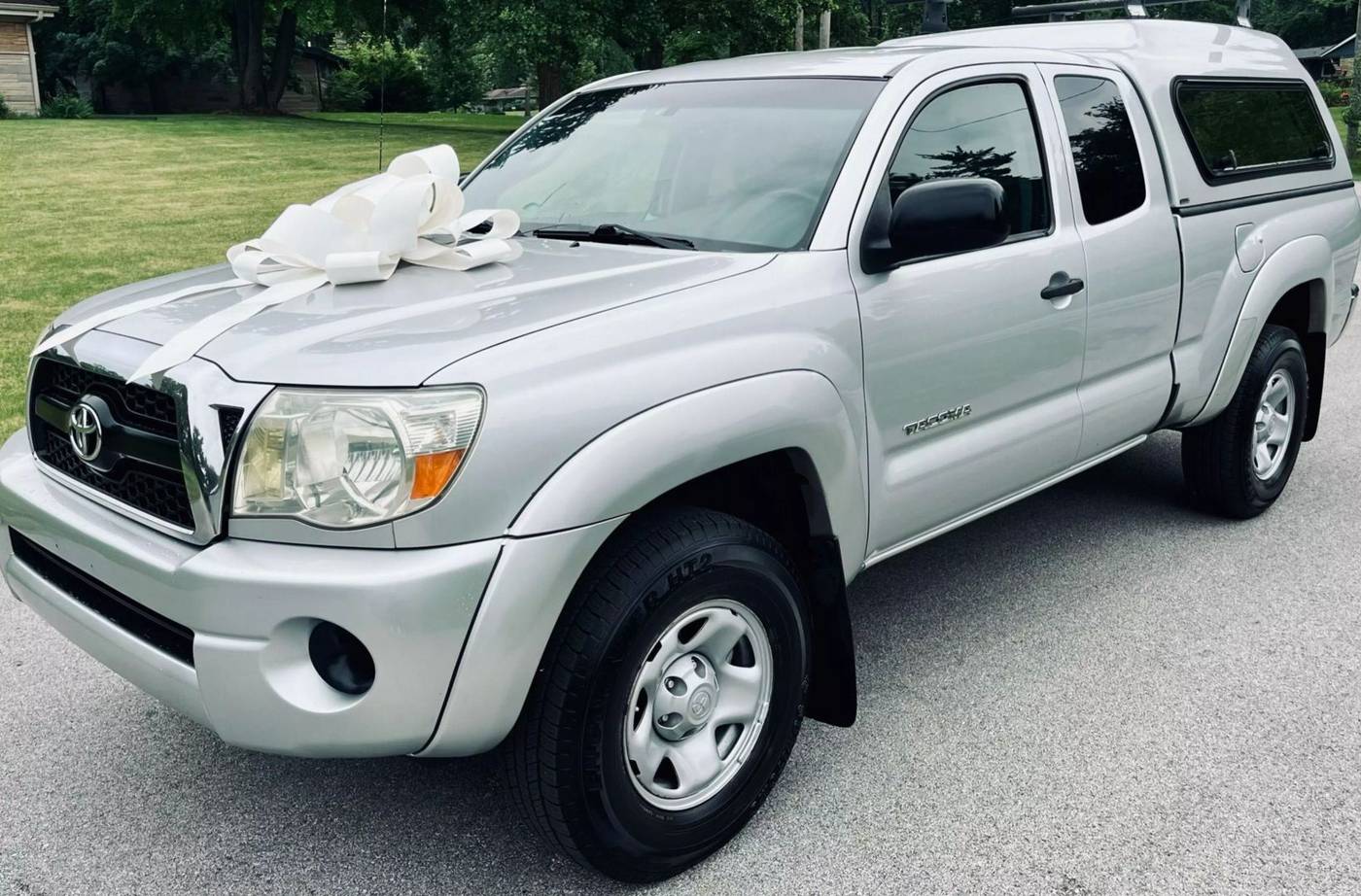 2011 Toyota Tacoma Base — Pickup Truck — 133,113 mi — Indianapolis, IN