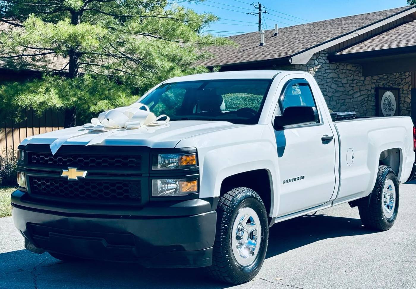 2014 Chevrolet Silverado 1500 WT — Pickup Truck — 142,201 mi — Indianapolis, IN