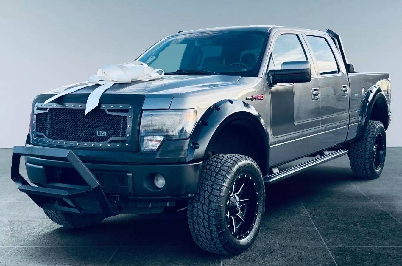 2013 Ford F-150 FX4 — Pickup Truck — 93,992 mi — Indianapolis, IN