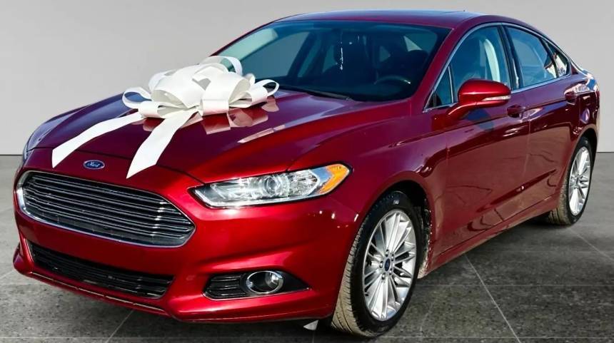 2016 Ford Fusion SE — Sedan — 141,903 mi — Indianapolis, IN