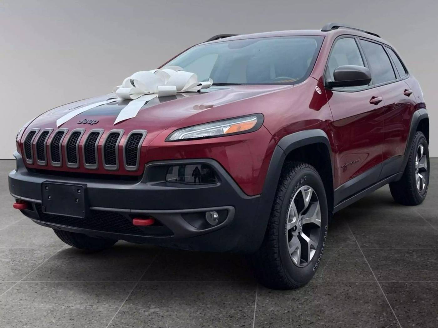 2015 Jeep Cherokee Trailhawk — SUV — 94,469 mi — Indianapolis, IN