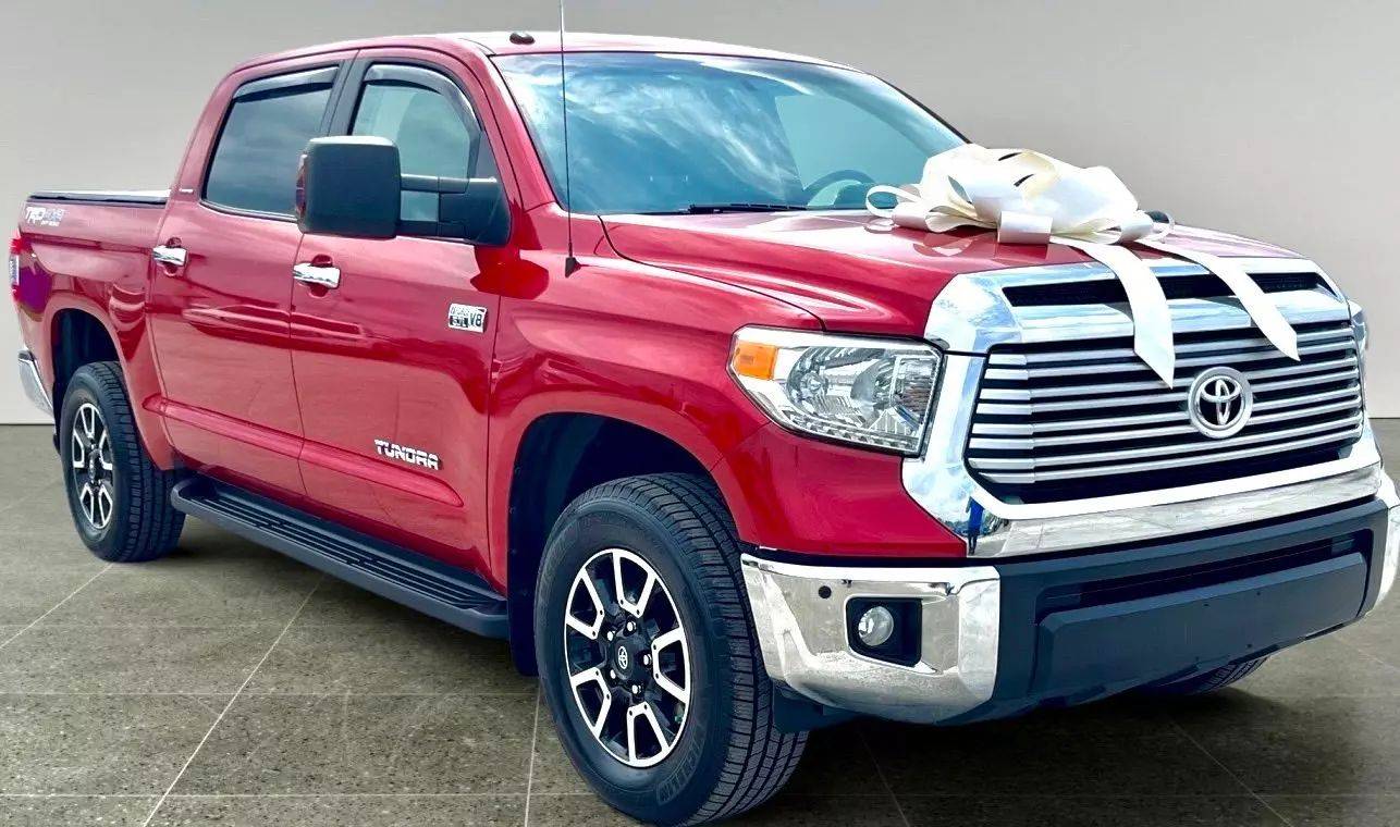 2014 Toyota Tundra Limited — Pickup Truck — 154,214 mi — Indianapolis, IN