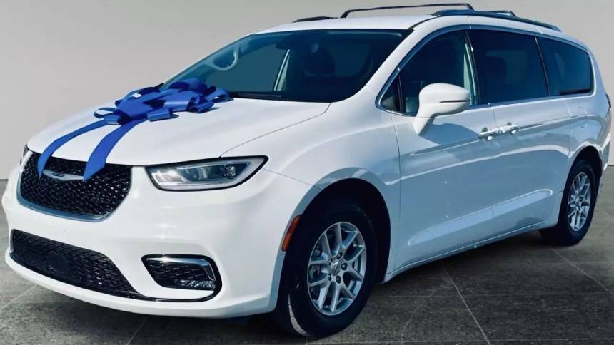2021 Chrysler Pacifica Touring L — Minivan — 80,668 mi — Indianapolis, IN