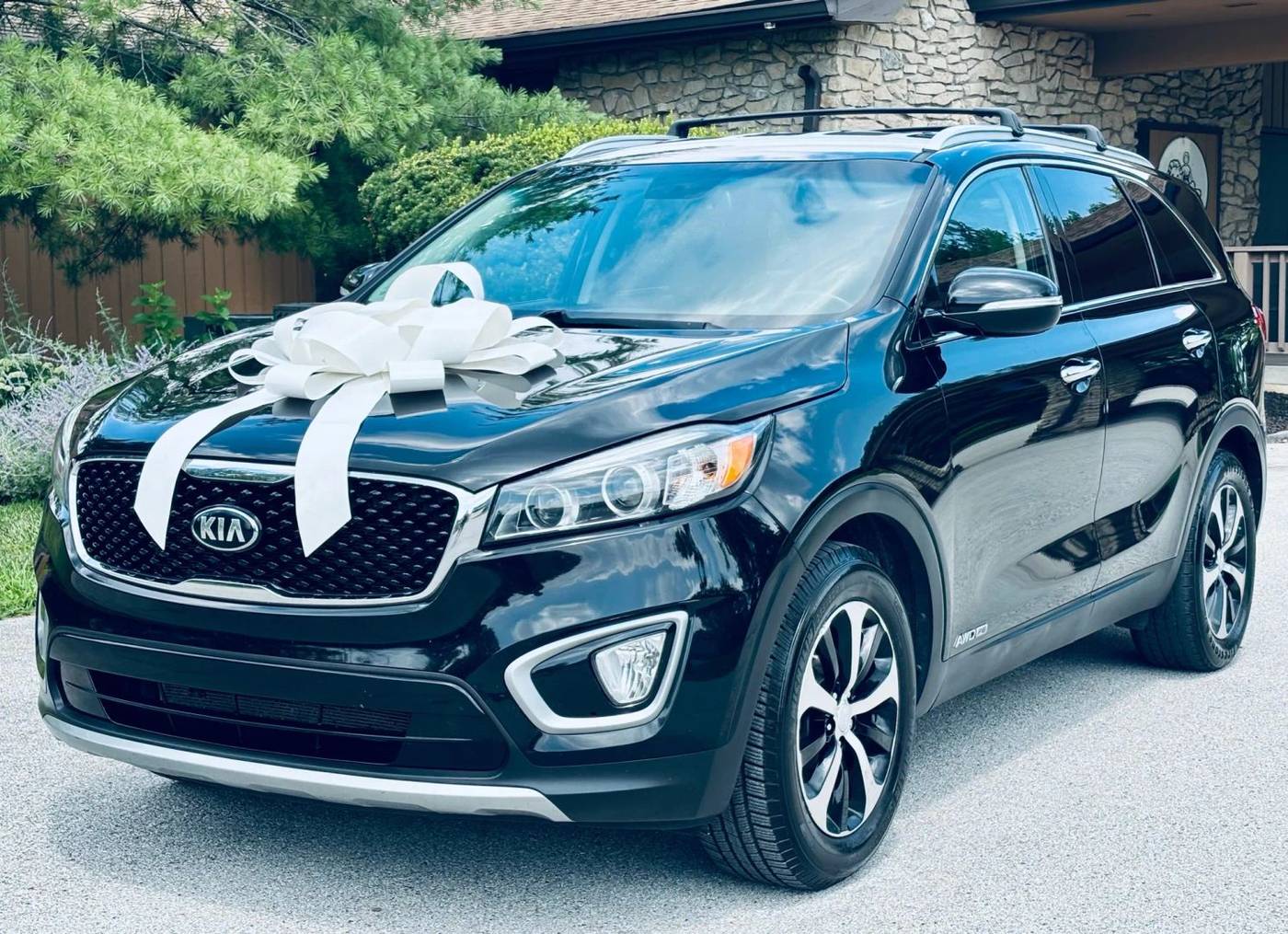 2017 Kia Sorento EX V6 — SUV — 129,080 mi — Indianapolis, IN