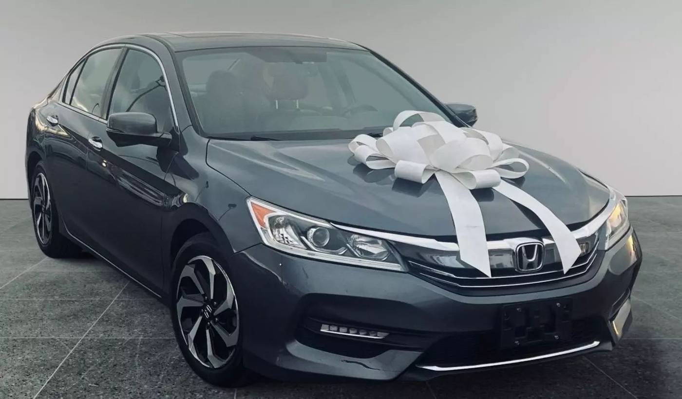 2017 Honda Accord EX-L — Sedan — 153,049 mi — Indianapolis, IN