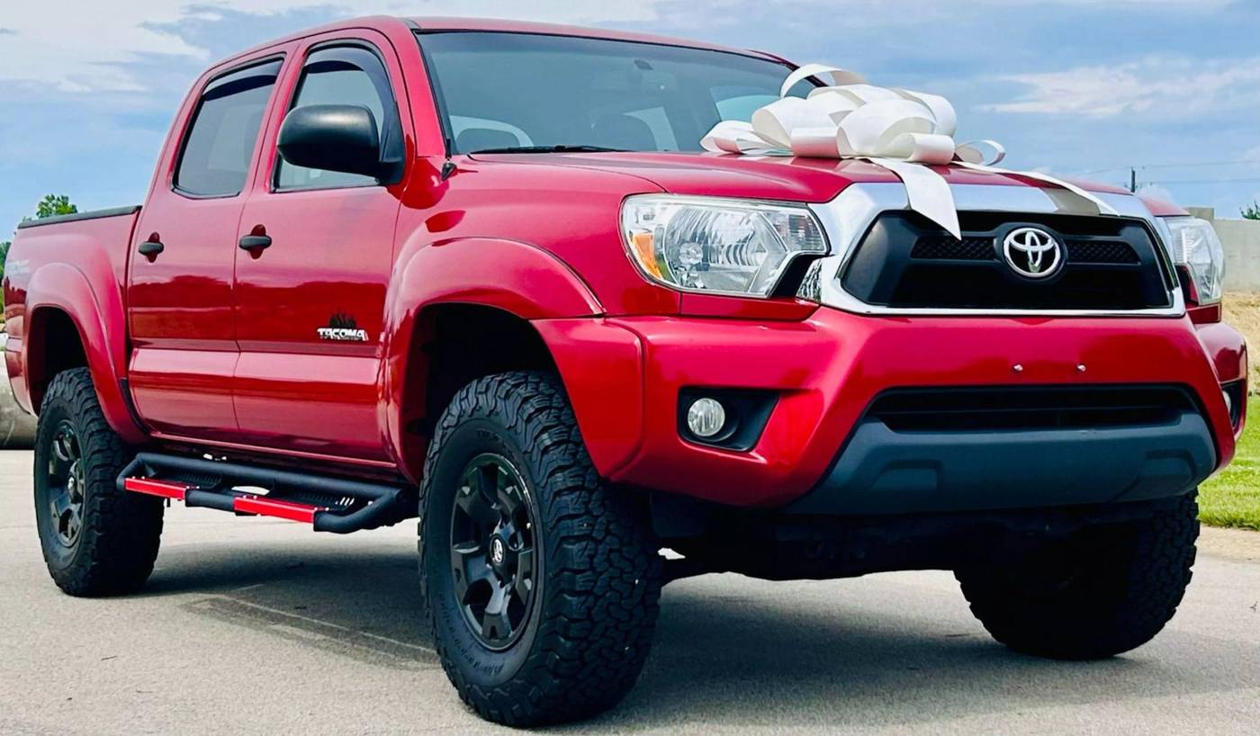 2013 Toyota Tacoma Base — Pickup Truck — 210,262 mi — Indianapolis, IN