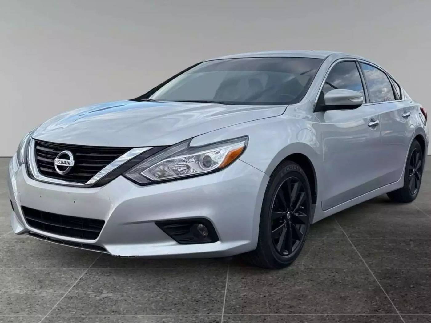 2018 Nissan Altima 2.5 SL — Sedan — 90,006 mi — Indianapolis, IN