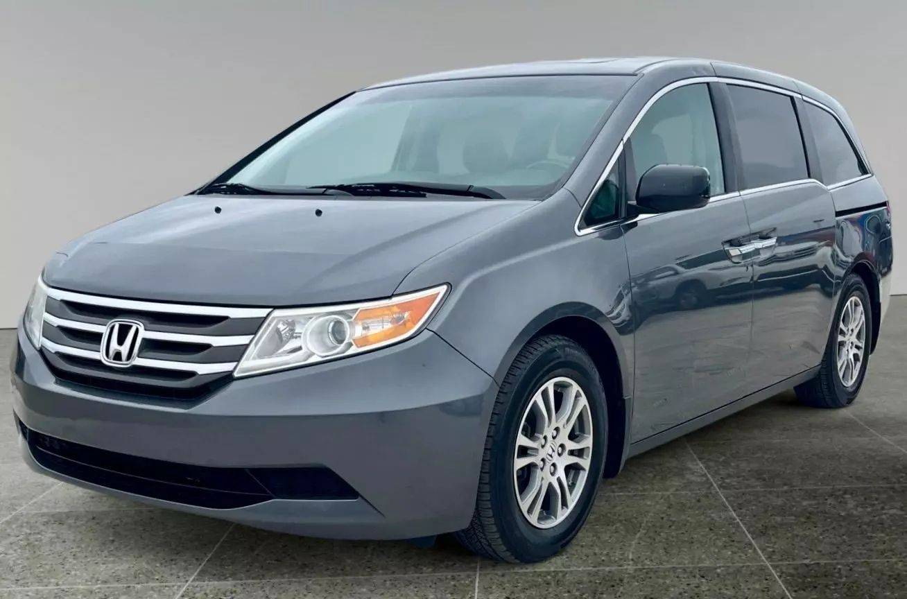 2012 Honda Odyssey EX-L — Minivan — 170,362 mi — Indianapolis, IN