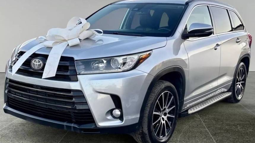 2018 Toyota Highlander SE V6 — SUV — 145,218 mi — Indianapolis, IN