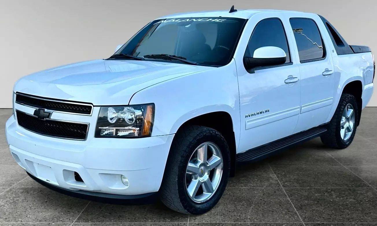 2011 Chevrolet Avalanche LT — Pickup Truck — 181,899 mi — Indianapolis, IN