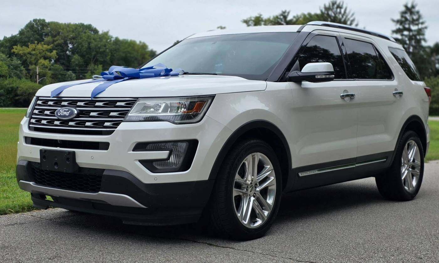 2016 Ford Explorer Limited — SUV — 123,684 mi — Indianapolis, IN