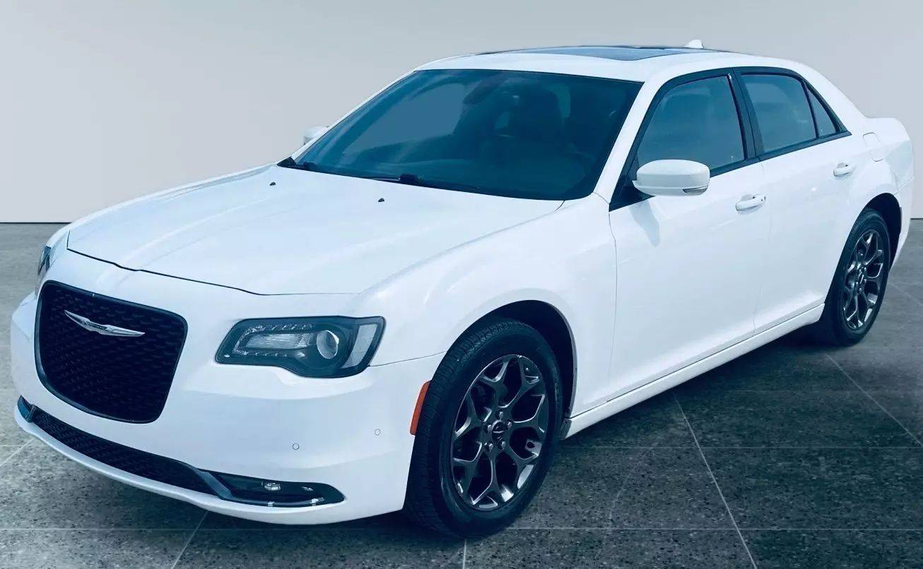 2015 Chrysler 300 S — Sedan — 89,995 mi — Indianapolis, IN