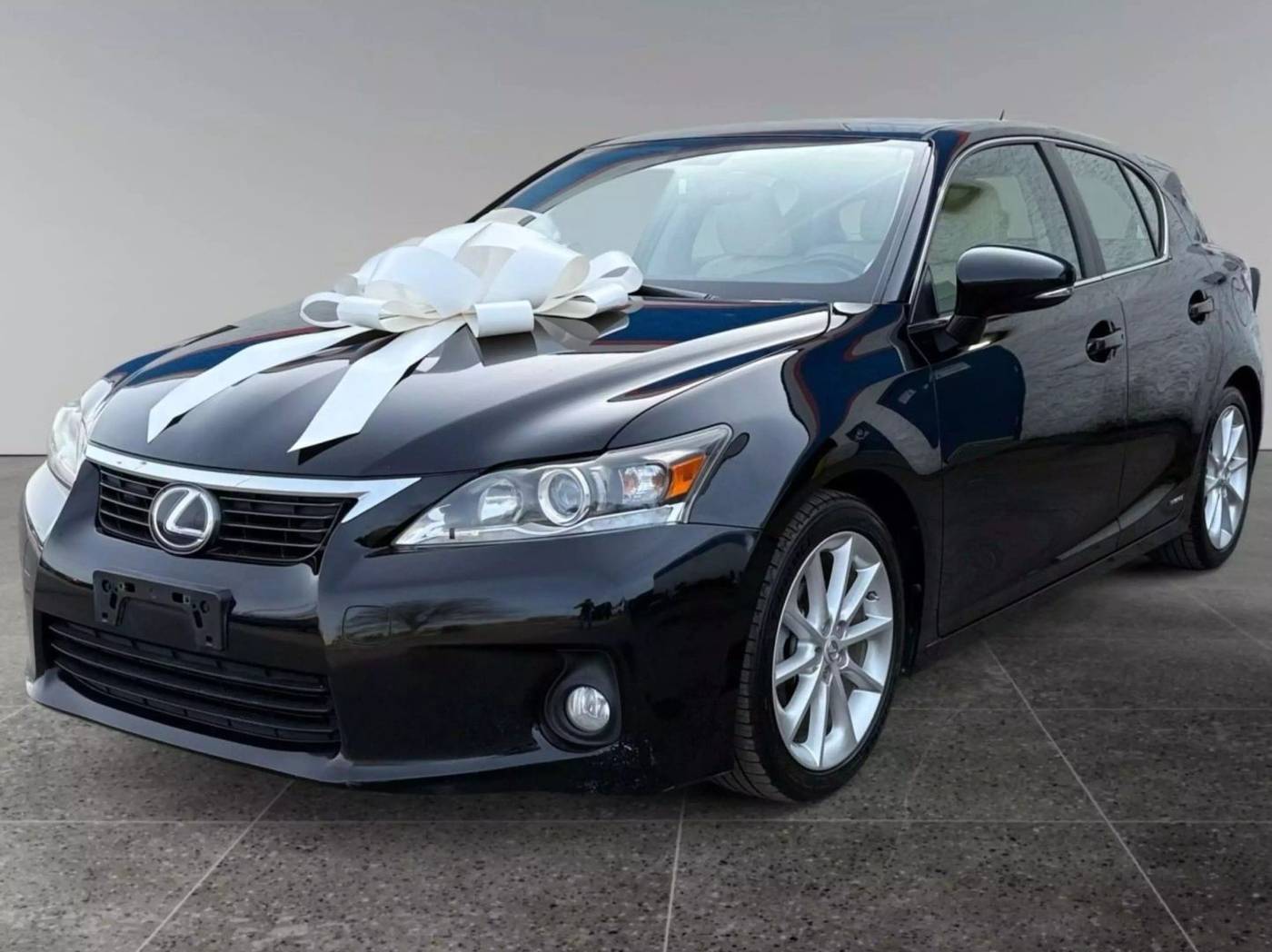 2012 Lexus CT CT 200h Premium — Hatchback — 144,121 mi — Indianapolis, IN