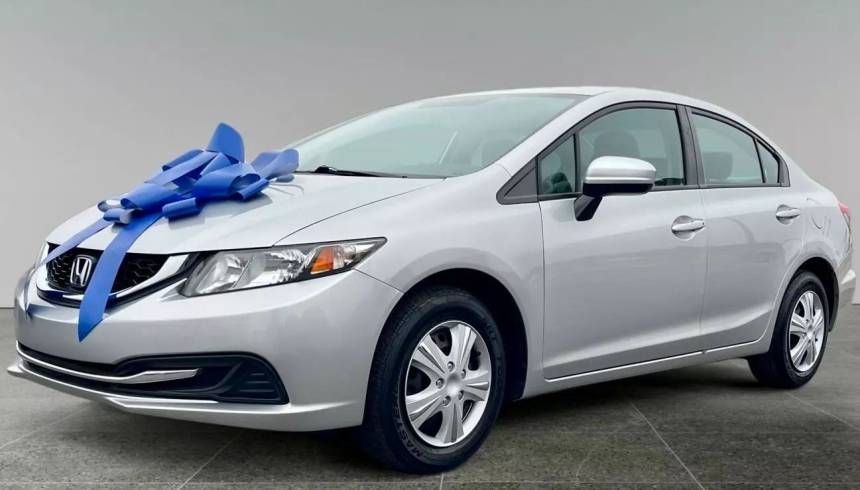 2015 Honda Civic LX — Sedan — 122,180 mi — Indianapolis, IN