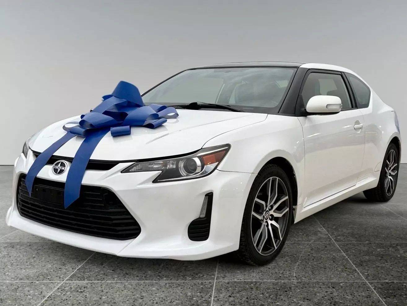 2015 Scion tC Base — Coupe — 107,610 mi — Indianapolis, IN