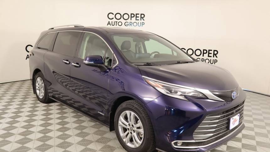 2021 Toyota Sienna Platinum — Minivan — 72,161 mi — YUKON, OK