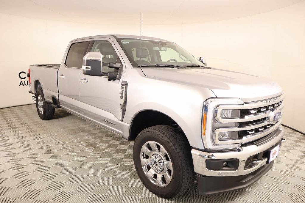 2023 Ford Super Duty F-350 LARIAT — Pickup Truck — 22,518 mi — YUKON, OK