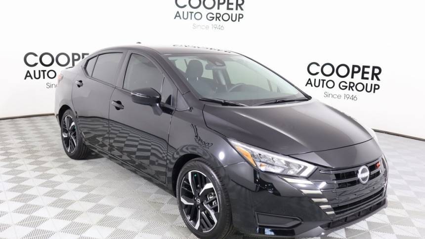 2025 Nissan Versa SR — Sedan — 130 mi — YUKON, OK