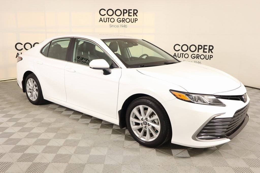 2023 Toyota Camry LE — Sedan — 29,913 mi — YUKON, OK