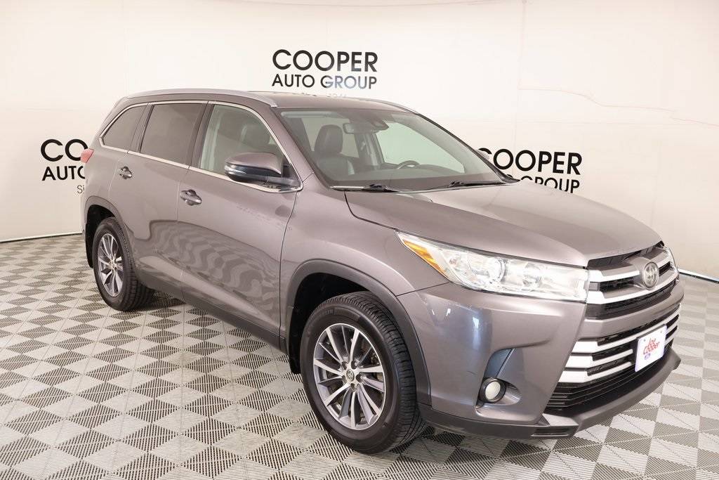 2019 Toyota Highlander XLE — SUV — 143,503 mi — YUKON, OK