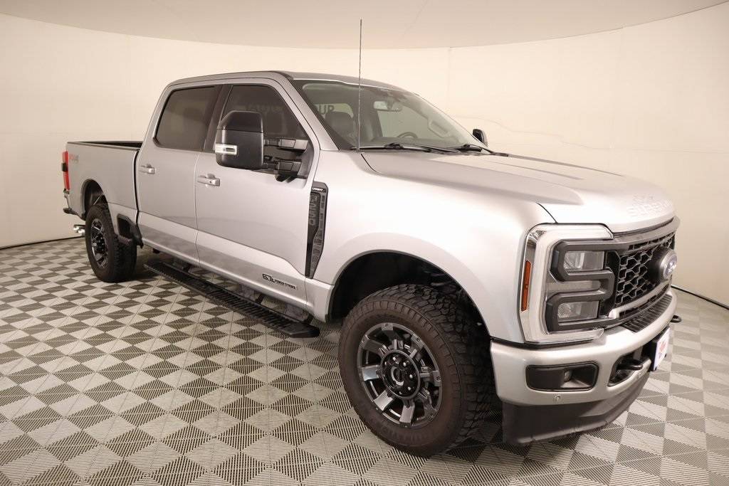2024 Ford Super Duty F-250 LARIAT — Pickup Truck — 92,941 mi — YUKON, OK