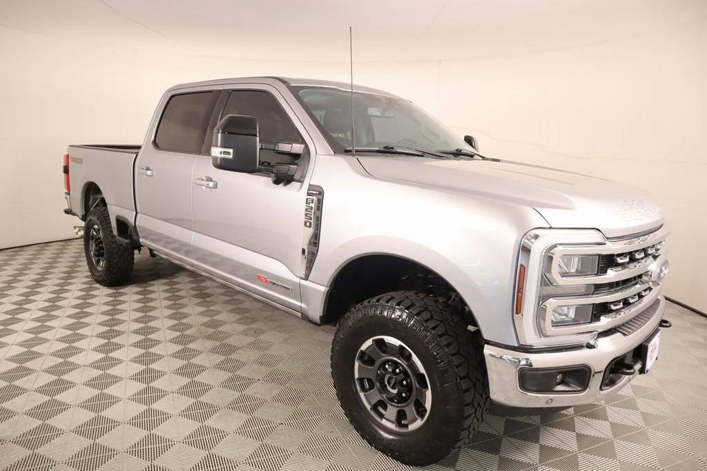 2024 Ford Super Duty F-250 LARIAT — Pickup Truck — 25,355 mi — YUKON, OK