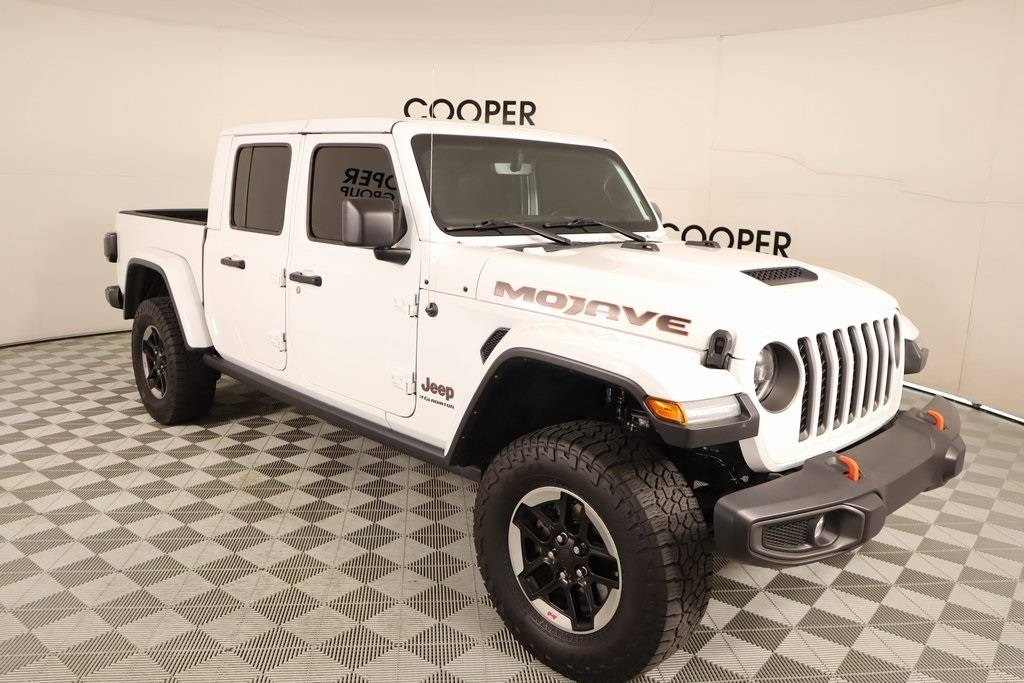 2023 Jeep Gladiator Mojave — Pickup Truck — 28,104 mi — YUKON, OK