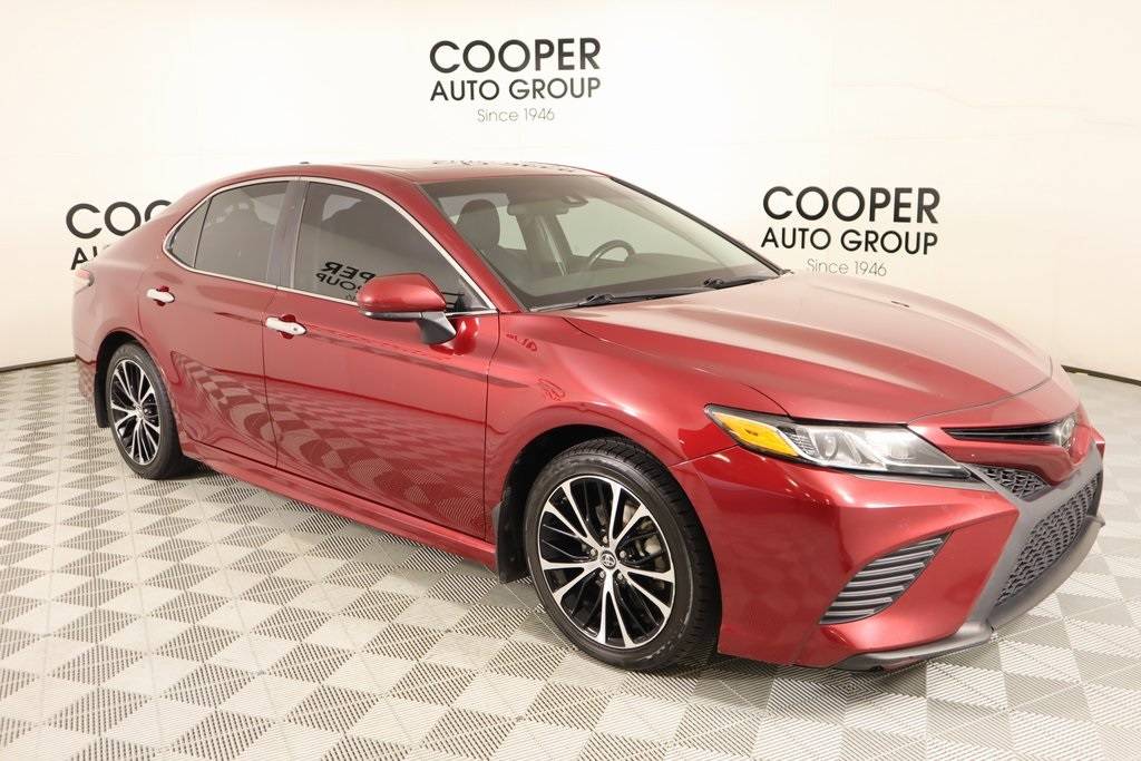 2018 Toyota Camry SE — Sedan — 134,886 mi — YUKON, OK