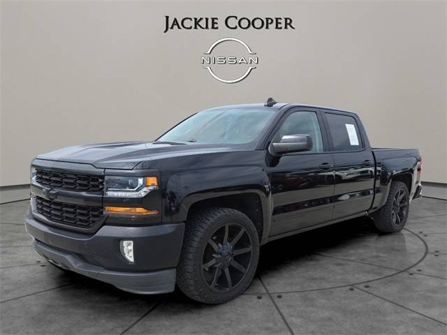 2017 Chevrolet Silverado 1500 LT — Pickup Truck — 121,796 mi — Tulsa, OK