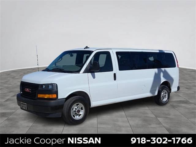 2023 GMC Savana Passenger LS — Passenger Van — 32,950 mi — Tulsa, OK