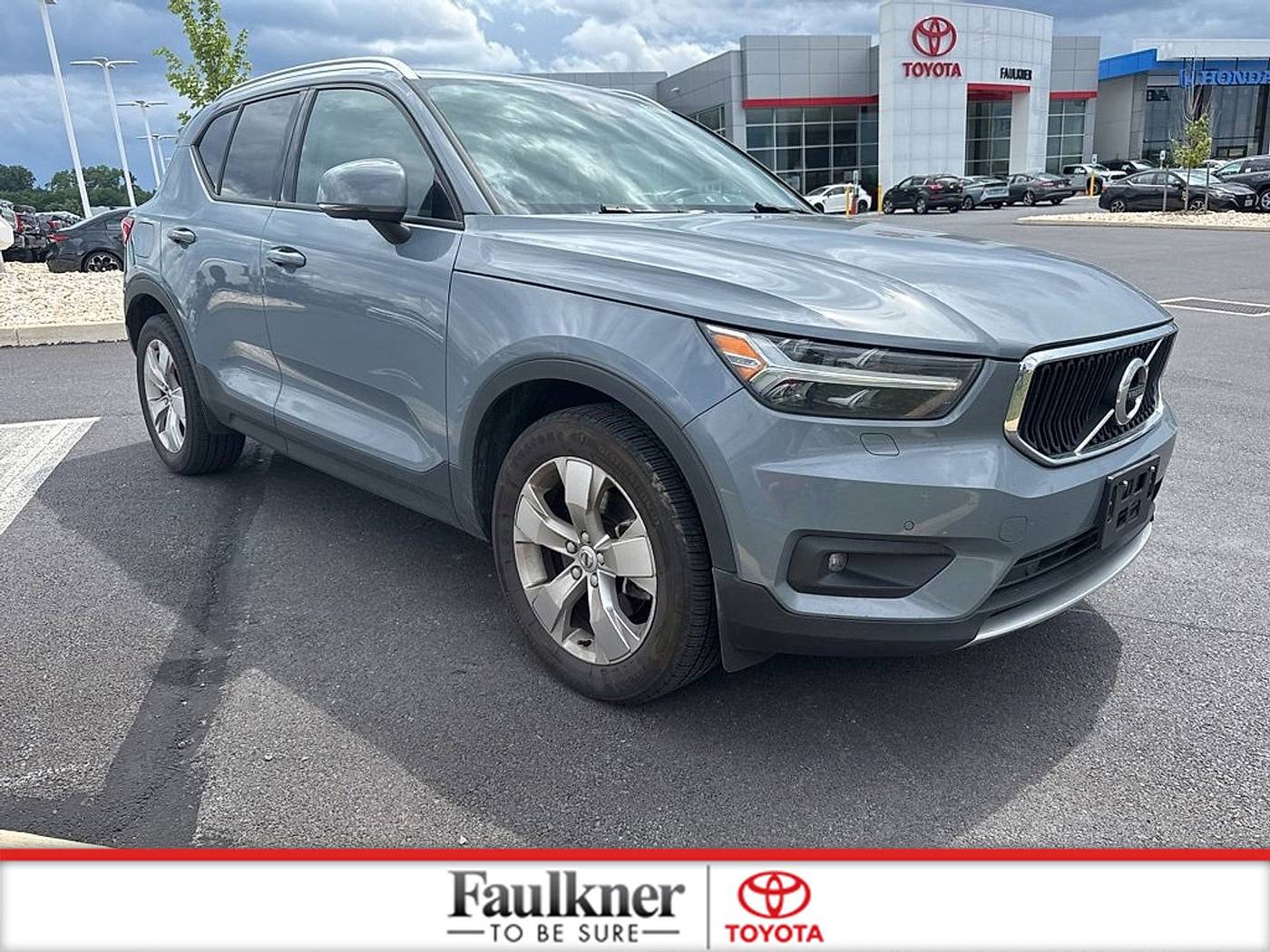 2021 Volvo XC40 Momentum — SUV — 80,086 mi — Harrisburg, PA