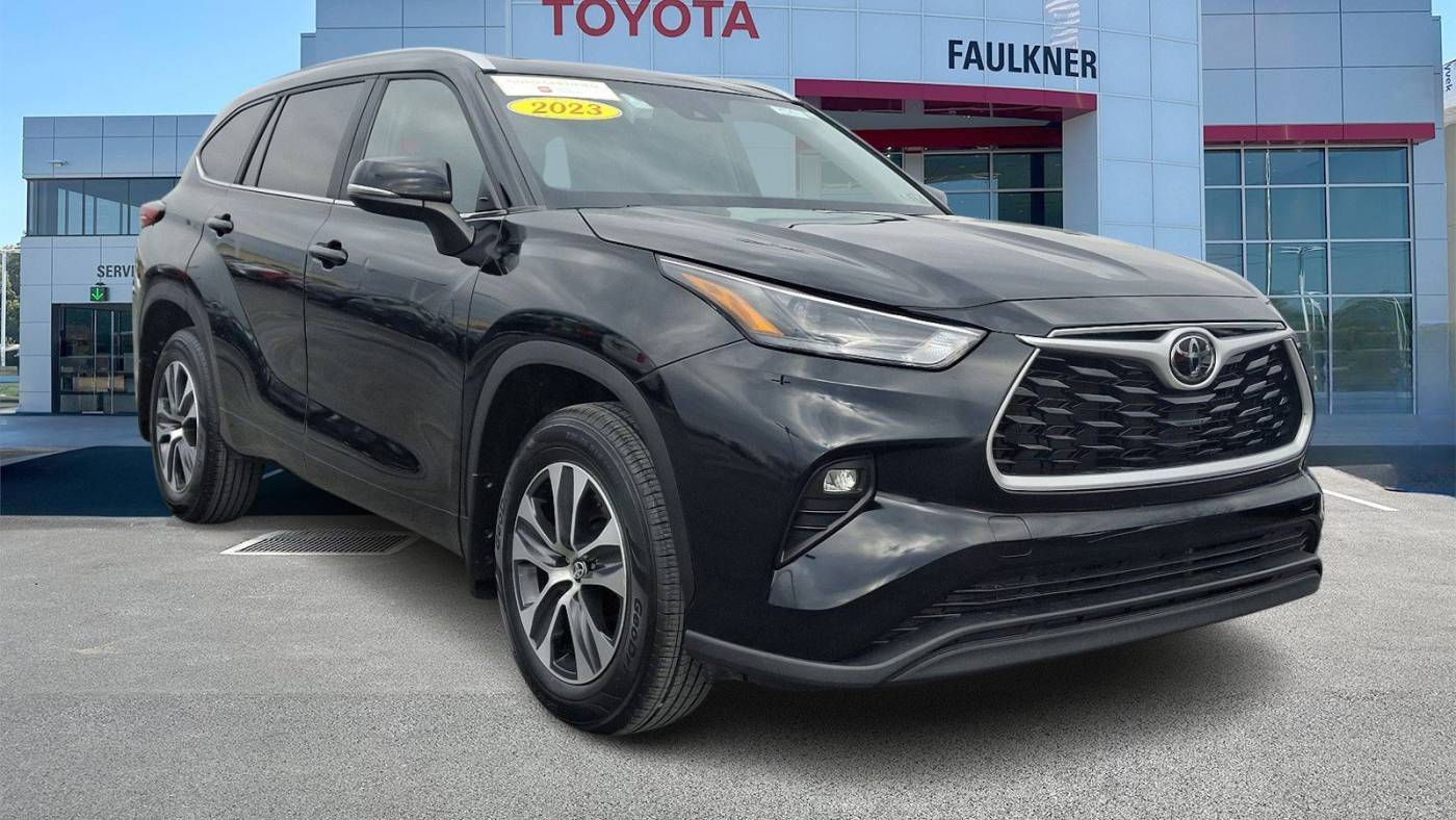 2023 Toyota Highlander XLE — SUV — 38,936 mi — Harrisburg, PA