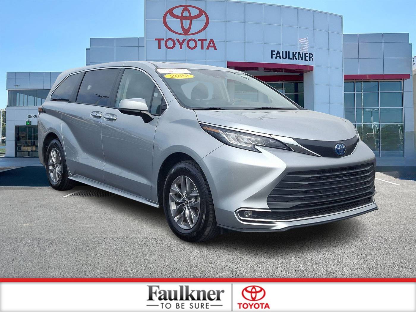 2022 Toyota Sienna XLE — Minivan — 87,098 mi — Harrisburg, PA