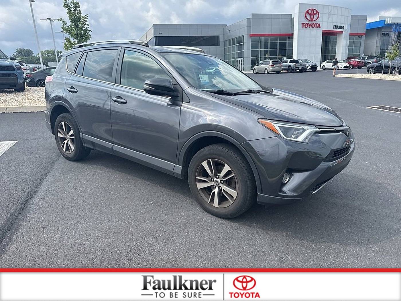 2017 Toyota RAV4 XLE — SUV — 111,511 mi — Harrisburg, PA