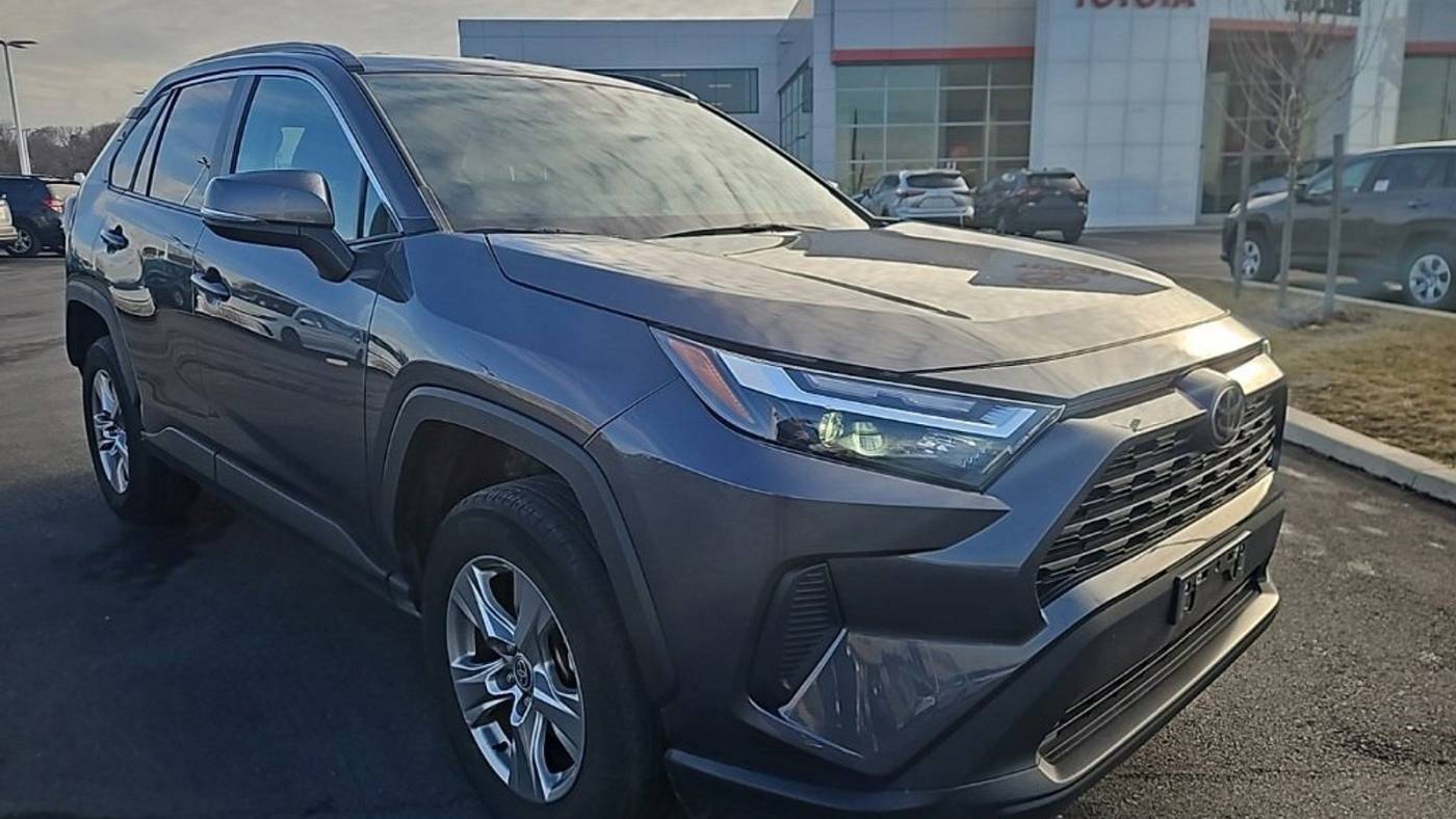 2023 Toyota RAV4 XLE — SUV — 40,692 mi — Harrisburg, PA