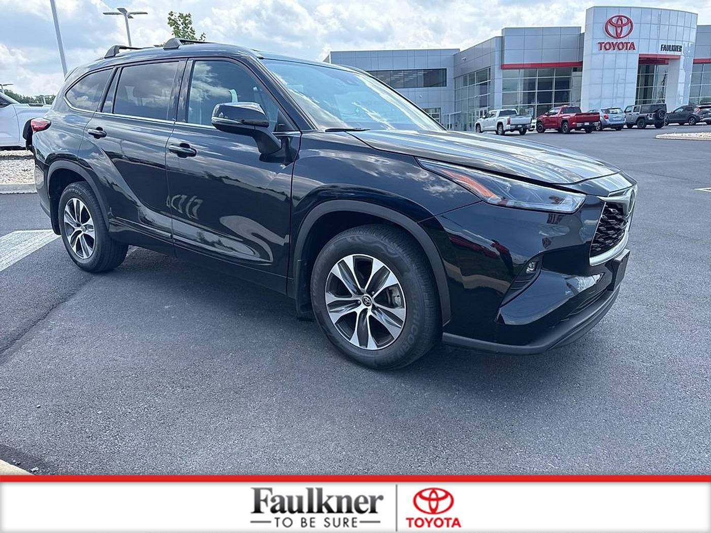 2022 Toyota Highlander XLE — SUV — 23,036 mi — Harrisburg, PA