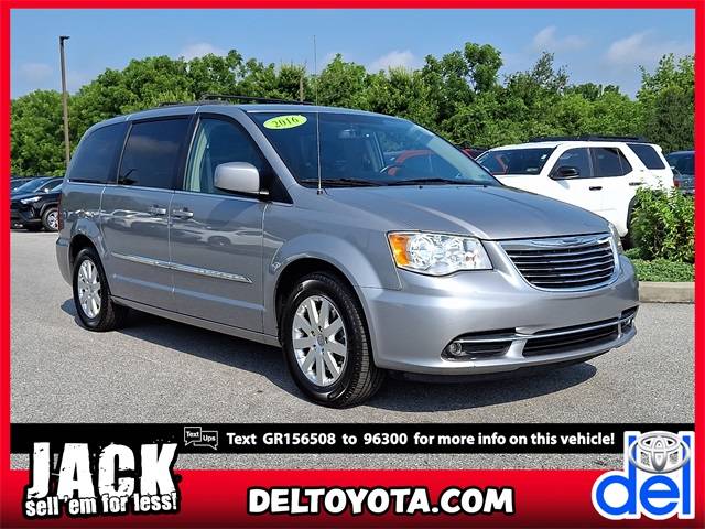 2016 Chrysler Town & Country Touring — Minivan — 120,315 mi — Thorndale, PA