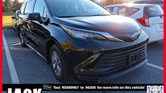 2022 Toyota Sienna LE — Minivan — 35,753 mi — Thorndale, PA