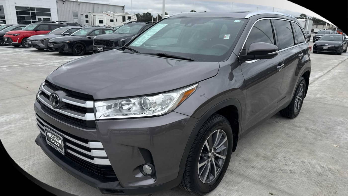 2019 Toyota Highlander XLE — SUV — 42,327 mi — Katy, TX