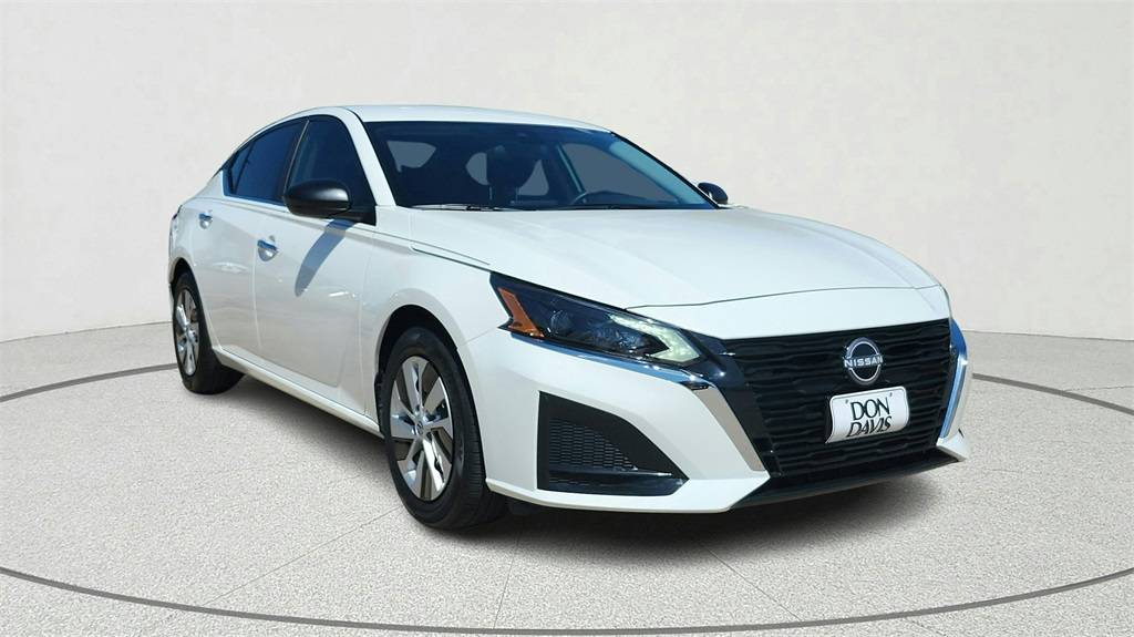 2025 Nissan Altima S — Sedan — 15,014 mi — ARLINGTON, TX