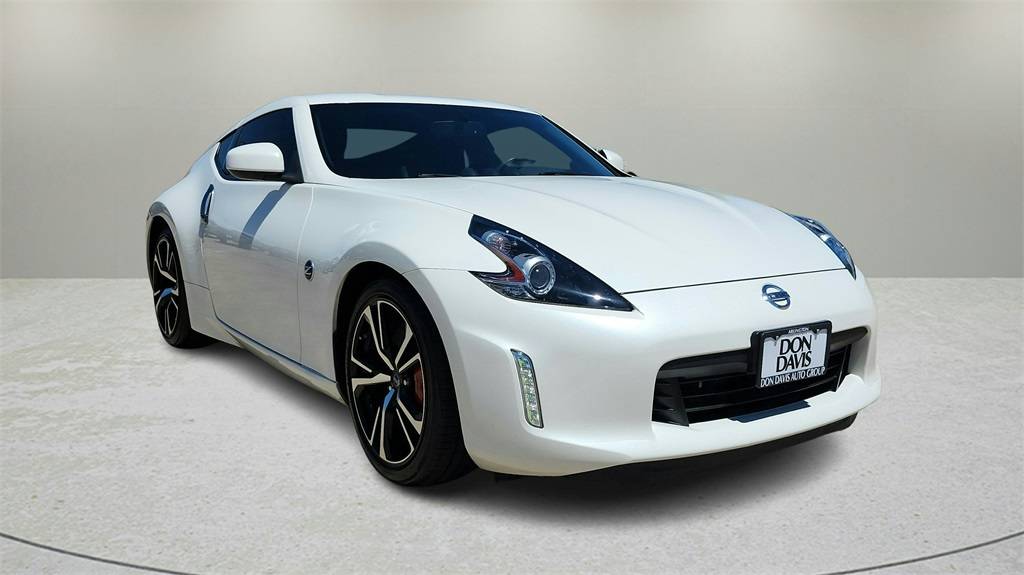2018 Nissan 370Z Sport Tech — Coupe — 23,514 mi — ARLINGTON, TX