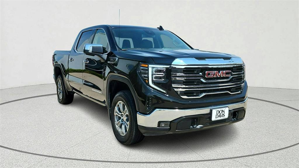 2024 GMC Sierra 1500 SLT — Pickup Truck — 35,034 mi — ARLINGTON, TX