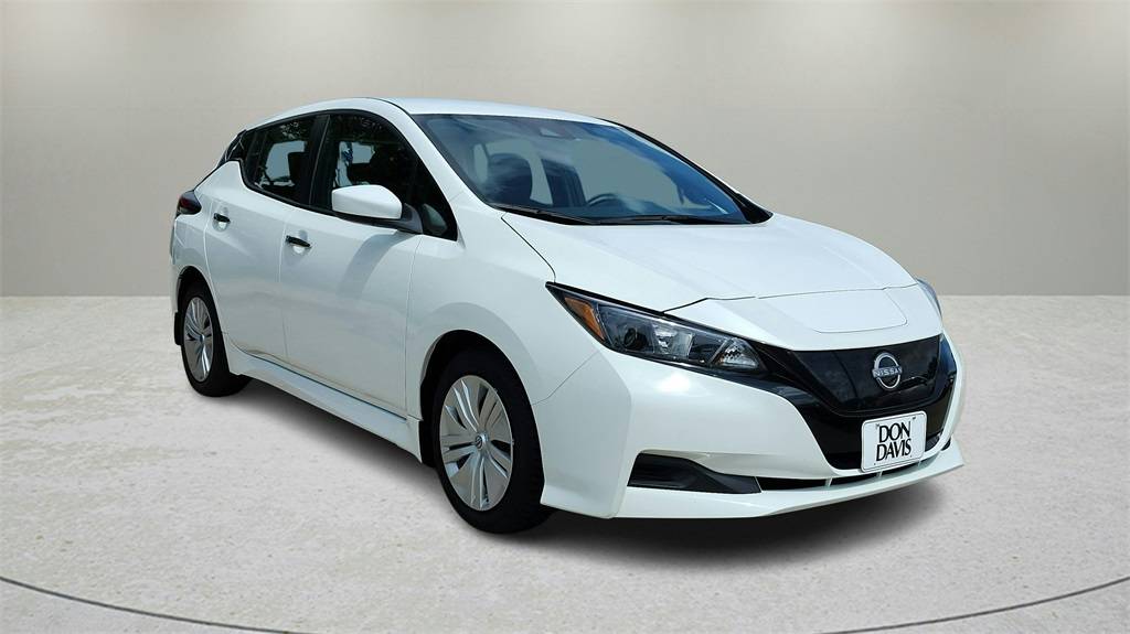 2023 Nissan LEAF S — Hatchback — 13,857 mi — ARLINGTON, TX