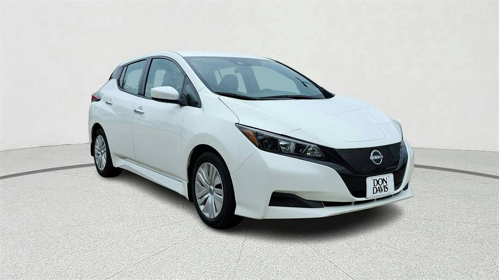 2023 Nissan LEAF S — Hatchback — 10,657 mi — ARLINGTON, TX