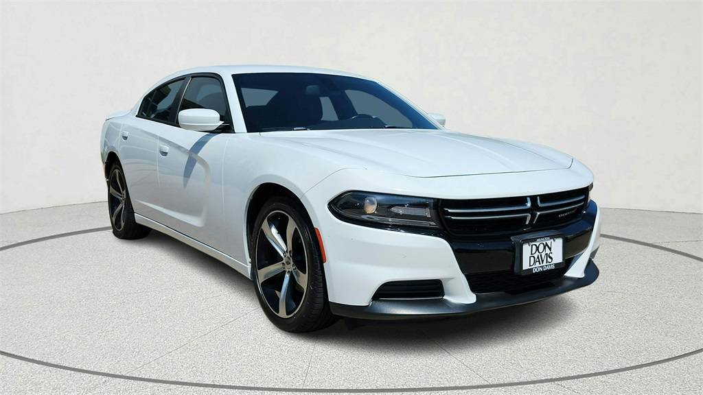2017 Dodge Charger SE — Sedan — 61,657 mi — ARLINGTON, TX