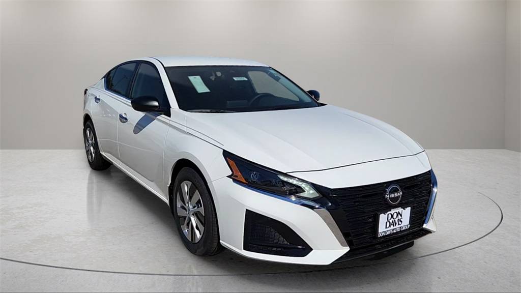 2025 Nissan Altima S — Sedan — 13,572 mi — ARLINGTON, TX