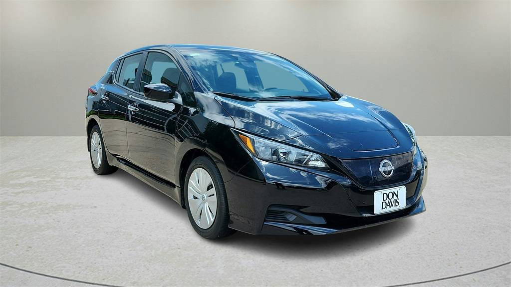 2023 Nissan LEAF S — Hatchback — 8,140 mi — ARLINGTON, TX