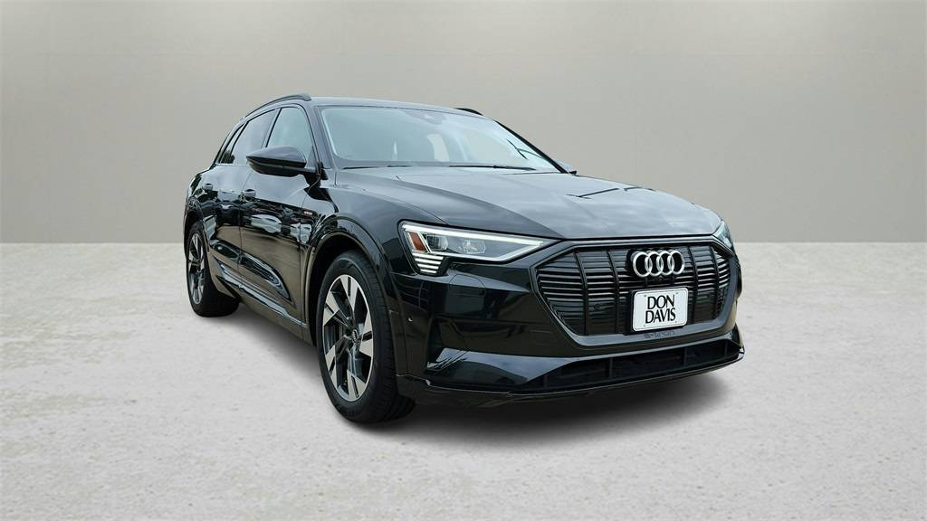 2021 Audi e-tron Premium — SUV — 23,607 mi — ARLINGTON, TX