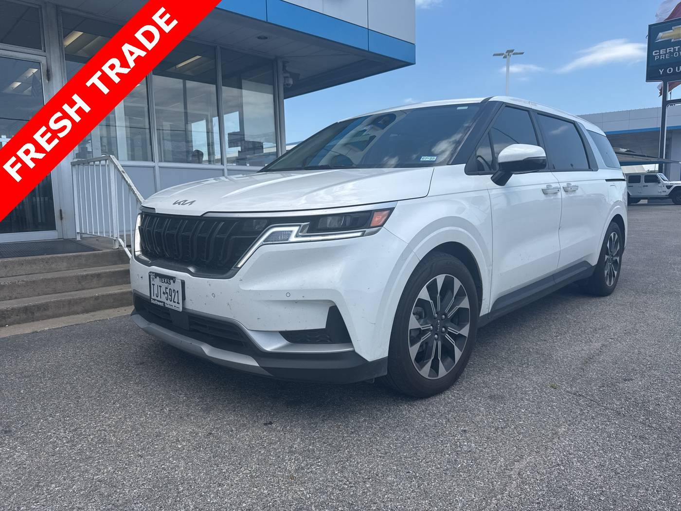 2024 Kia Carnival EX — Minivan — 33,370 mi — Dallas, TX